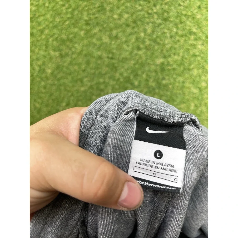 Nike shop confidence